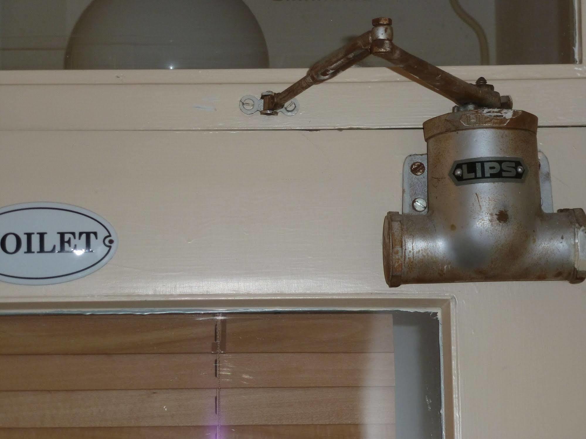 Hotel Het Oude Postkantoor ブルメン エクステリア 写真